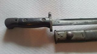 Ww1 Australian / British 1907 Bayonet With Leather Scabbard And Paint.