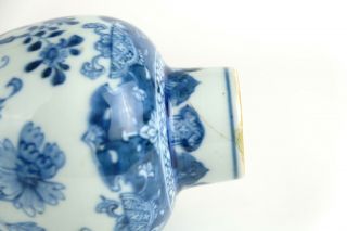 Antique Chinese Porcelain Qianlong Period Blue & White Vase 18th Century 11