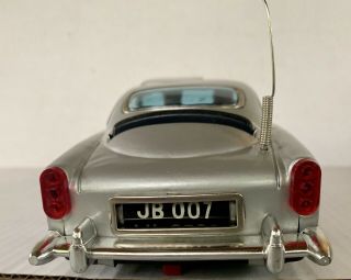 Vtg 1960s Gilbert JAMES BOND Aston Martin TIN Battery Operated CAR w/ Box 5