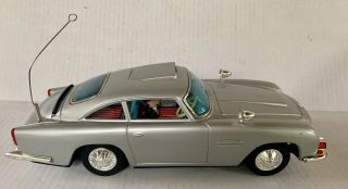 Vtg 1960s Gilbert JAMES BOND Aston Martin TIN Battery Operated CAR w/ Box 6