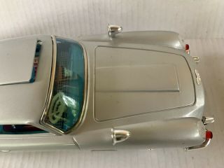 Vtg 1960s Gilbert JAMES BOND Aston Martin TIN Battery Operated CAR w/ Box 7