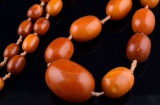LARGE ANTIQUE CHINESE NATURAL BUTTERSCOTCH EGG YOLK AMBER BUDDHIST BEAD NECKLACE 3