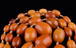 LARGE ANTIQUE CHINESE NATURAL BUTTERSCOTCH EGG YOLK AMBER BUDDHIST BEAD NECKLACE 7