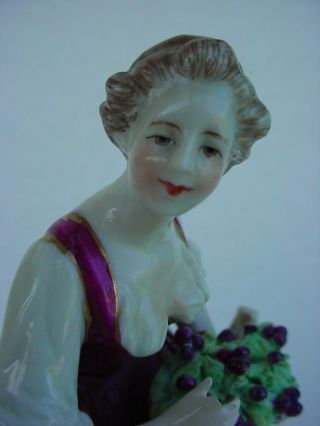 Circa 1900 GERMAN DRESDEN VOLKSTEDT Porcelain Lady ' s Figurine 7