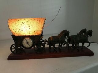 United Four - Horse Stagecoach Vintage Clock And Light 500