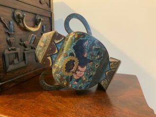 Fine quality unusual 18thc/19thc Chinese cloisonné square section vase and cover 4