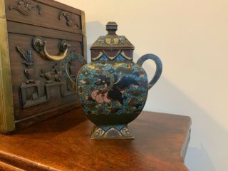 Fine quality unusual 18thc/19thc Chinese cloisonné square section vase and cover 7