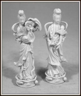 Charming " Miniature Chinese Blanc De Chine Quan Yins " (7.  25 " H X 2.  5 ")