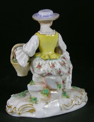 Meissen Figure 2281 - ' Girl with Chicken and Egg Basket '.  Late 19th Century 3