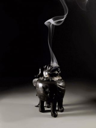Antique Chinese Bronze Censer Qing Dynasty Myth.  Beast / Lion Incense Burner