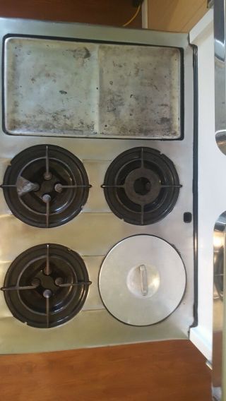 Vintage Gas Stove/1941 Chambers In. 7