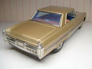 BIG 10 - 1/2” Bandai Japan tin friction 1966 Cadillac EXC, 2