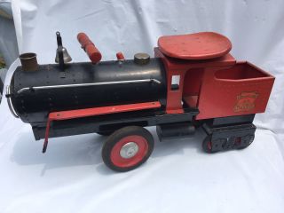 Vintage Keystone R.  R.  Ride On Train - 6400 - Pressed Steel Toy Train 26 Inches