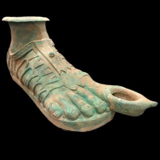 Rare Ancient Roman Bronze Life Size Foot Oil Lamp - 200 - 400 Ad (1)