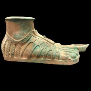 RARE ANCIENT ROMAN BRONZE LIFE SIZE FOOT OIL LAMP - 200 - 400 AD (1) 2
