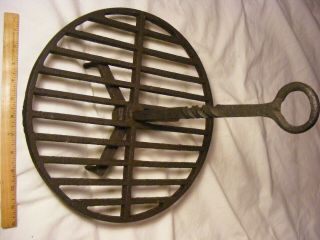 Early Cast Iron Hearth Broiler,  Rare Form And No Cracks.