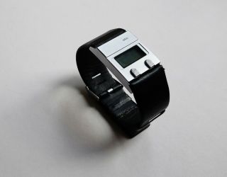 Braun Dw 30 Digital Watch Dieter Rams Dietrich Lubs Modernist Design