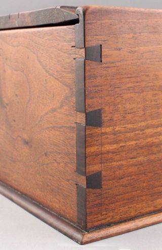 Antique Early - 19thC Pennsylvania Primitive Dovetailed Figured Walnut Candle Box 4
