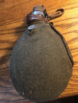 Ww1 German Canteen With Cover