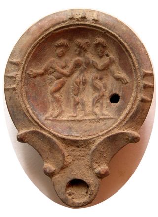 Pcw - An292 - Roman Empire.  1st - 2nd Century Ad.  Terracotta Oil Lamp.  The Three Graces