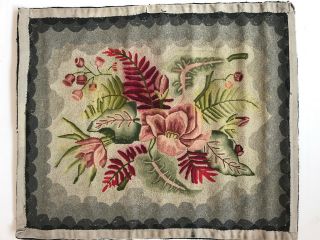 VINTAGE HANDMADE RARE HOOKED RUG,  FLORAL MOTIF,  FROM MARTHA ' S VINEYARD 5