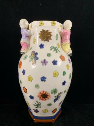 Chinese Antique Famille Rose Porcelain Vase With six kids and Qing dynasty mark 5