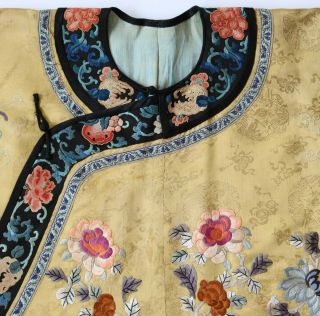 Chinese Damask Silk & Needle - Worked Informal Women ' s ROBE / Late 19th Century 2