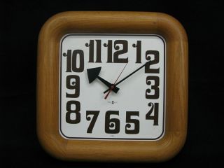 Mid - Century Modern Oak Wood Howard Miller Wall Clock Quartz Model 610 Usa;