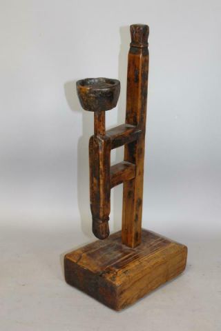 A VERY RARE 17TH C PILGRIM AMERICAN WOODEN TABLE TOP GREASE LAMP IN MAPLE 3