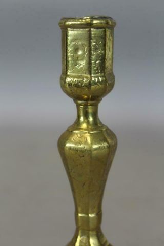 RARE 17TH C SPANISH BRASS CANDLESTICK WITH ENGRAVED DECORATION A STEPPED BASE 8