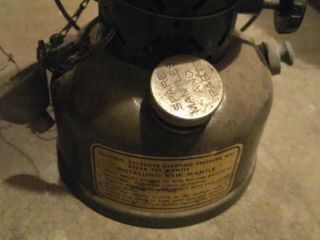 Vintage US Army Coleman Gasoline Lantern 1958 Quadrant Globe Military Spec 2