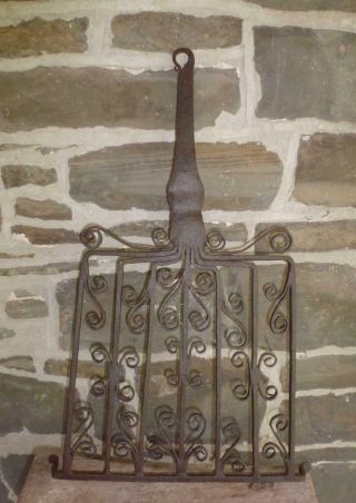 Best Antique American 18th Century Colonial Wrought Iron Hearth Broiler Early