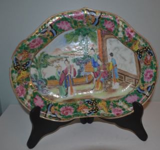 Antique Chinese 19th Century Cantonese Rose Medallion Oval Dish