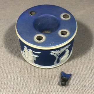 Rare Dark Blue Wedgwood Jasperware Inkwell W/ Pen Rest 5