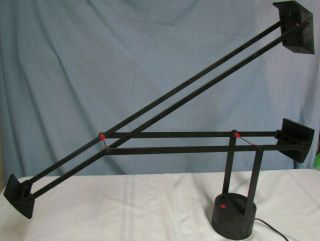 Artemide Modello Design Tizio R.  Sapper Swing Arm Lamp/mcm/black