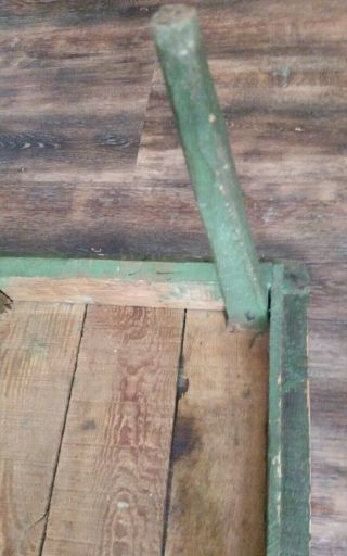 ANTIQUE PRIMITIVE CHILD ' S TOY DOLL TABLE.  OLD GREEN PAINT.  AAFA 7