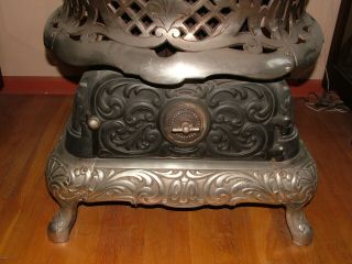 Antique Cast Iron & Nickle Vintage Victorian Parlor Stove 6