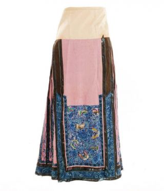 18th/19th C.  Chinese Embroidered Silk Skirt