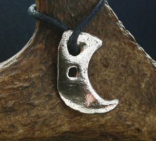 A Rare Ancient Viking Bronze Claw Amulet - Wearable