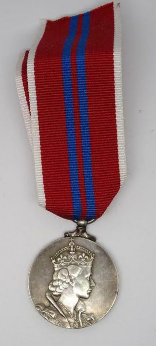 Queen Elizabeth Ii Coronation Medal 1953 - Solid Silver - Full Size -