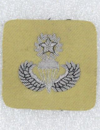 Cloth Army Badge: Airborne Jump Wings,  Master (parachutist) - Bullion On Tan
