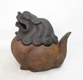 F919: Chinese incense burner of heavy iron of foo dog statue with name of an era 7