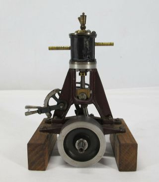 Unidentified Vertical Steam Engine Model Heavy Well Made Freely Yqz