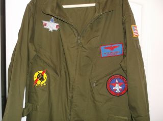 FLIGHT SUIT 4x in great shape,  (GREAT COSTUME FOR TOP GUN MOVIE) 2