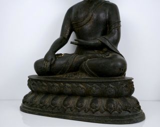 A Large Bronze Figure of Seated Shakyamuni 11