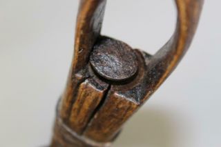 AN EXTREMELY RARE 18TH C WROUGHT IRON AND WOOD HANDLE ROPE WINDER IN OLD SURFACE 3