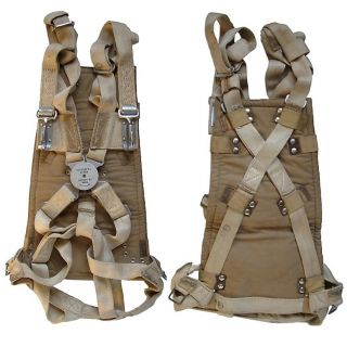 Parachute Backpad for WW2 RAF Seat - type & Observer - type harness. 9