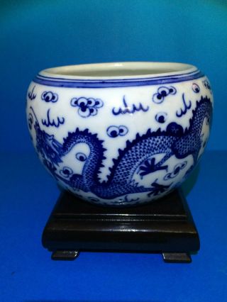 A Good Antique Chinese Blue & White Jardiniere / Bowl,  Late Qing,  Guangxu Mark.