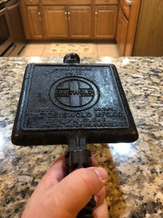 Griswold Cast Iron Waffle Maker With No Base 11 Pat 1922 5