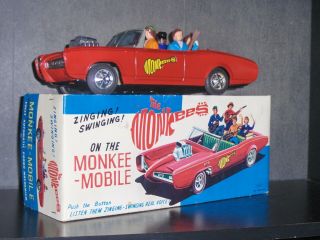 1960 ' s Japan ASC AOSHIN Monkee Mobile Tin B/O PONTIAC GTO Toy Car NM In OB. 9